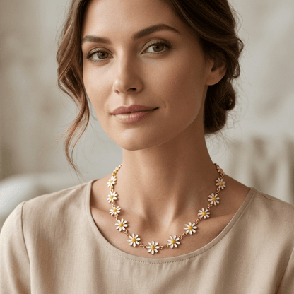 Daisy Flower Gold Chain Necklace