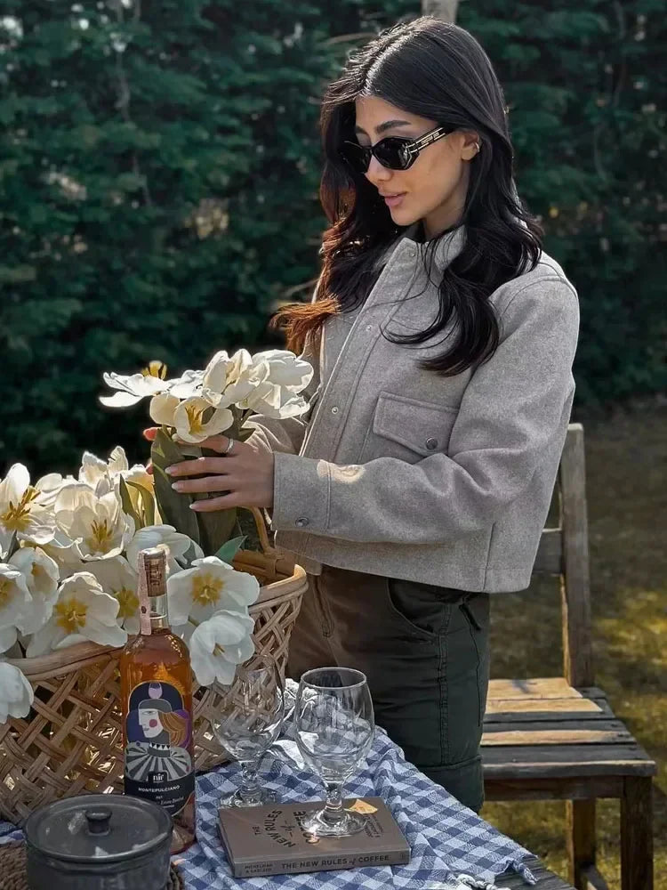 The Volu | Manteau court en laine avec boutons