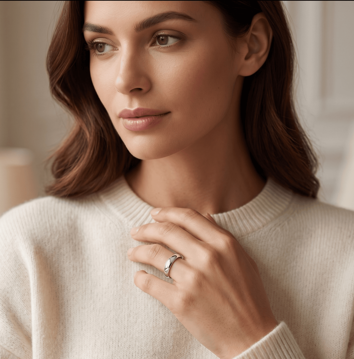 Élyra Curve Ring